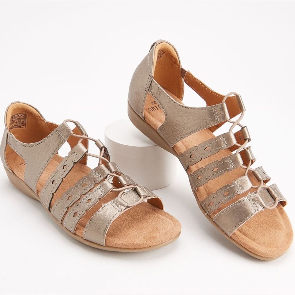 Earth Origins Leather Gladiator Sandals - Blakely Platinum Metallic 6M